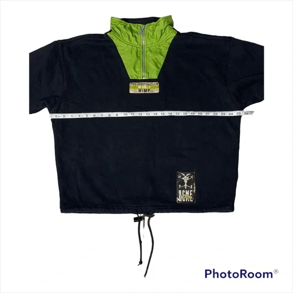 Vintage 1996 warner bros studio store acme wile e coyote sweater Sweaters